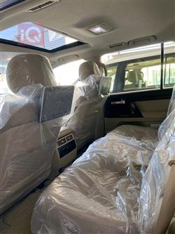 تۆیۆتا لاند کروزەر